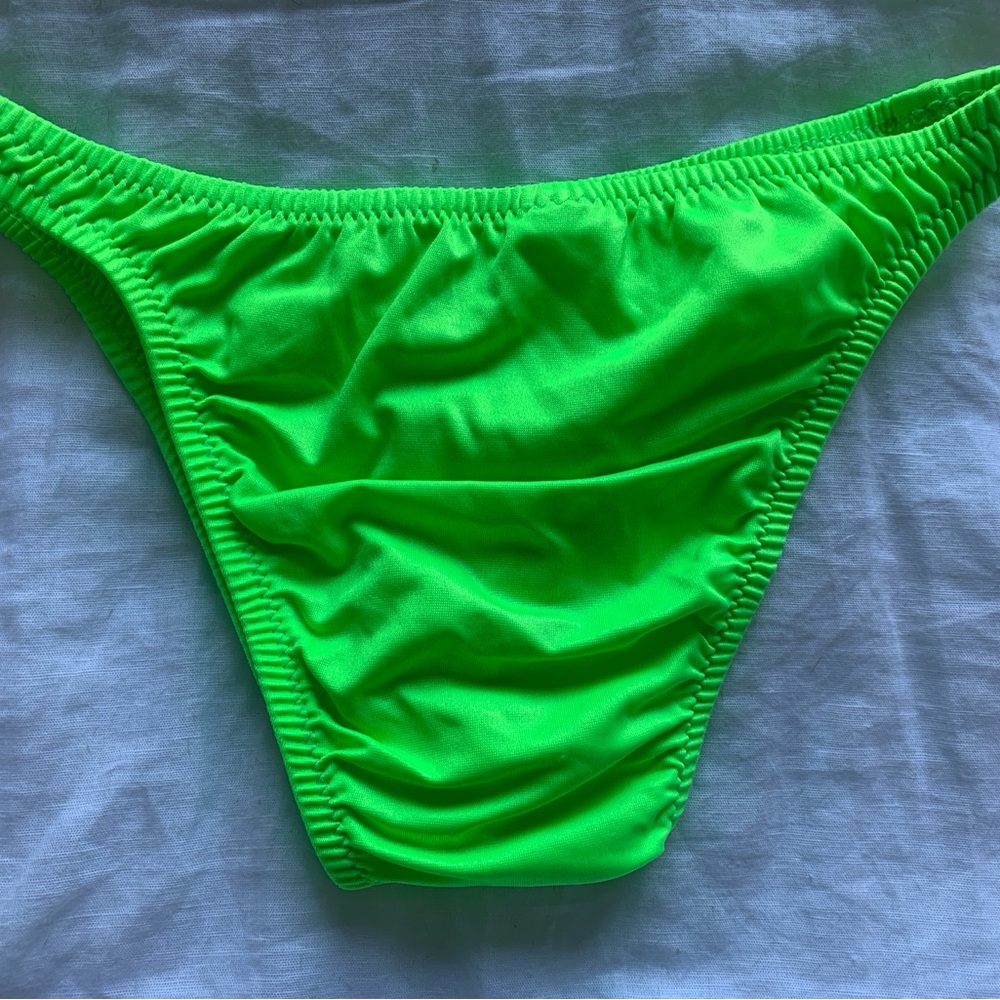 Andreas Cahling Mens Thong Size S